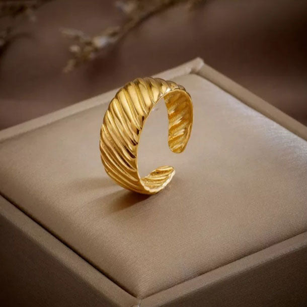 Zayalynne | Ring