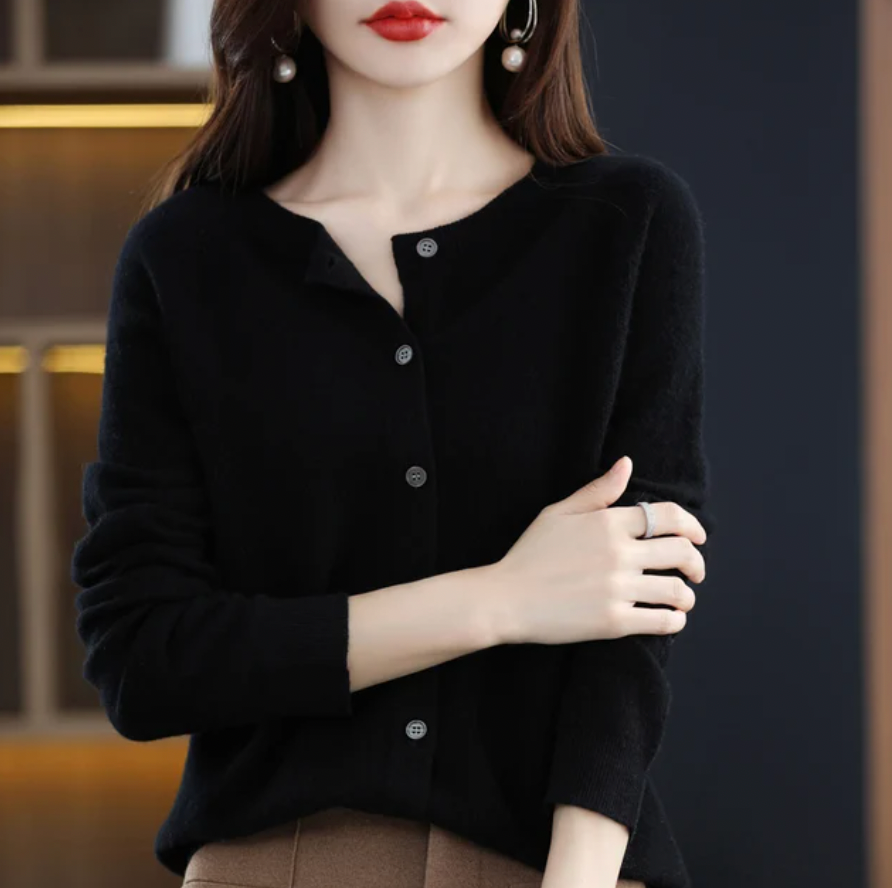 ANGELICA | Cardigan doux avec boutons