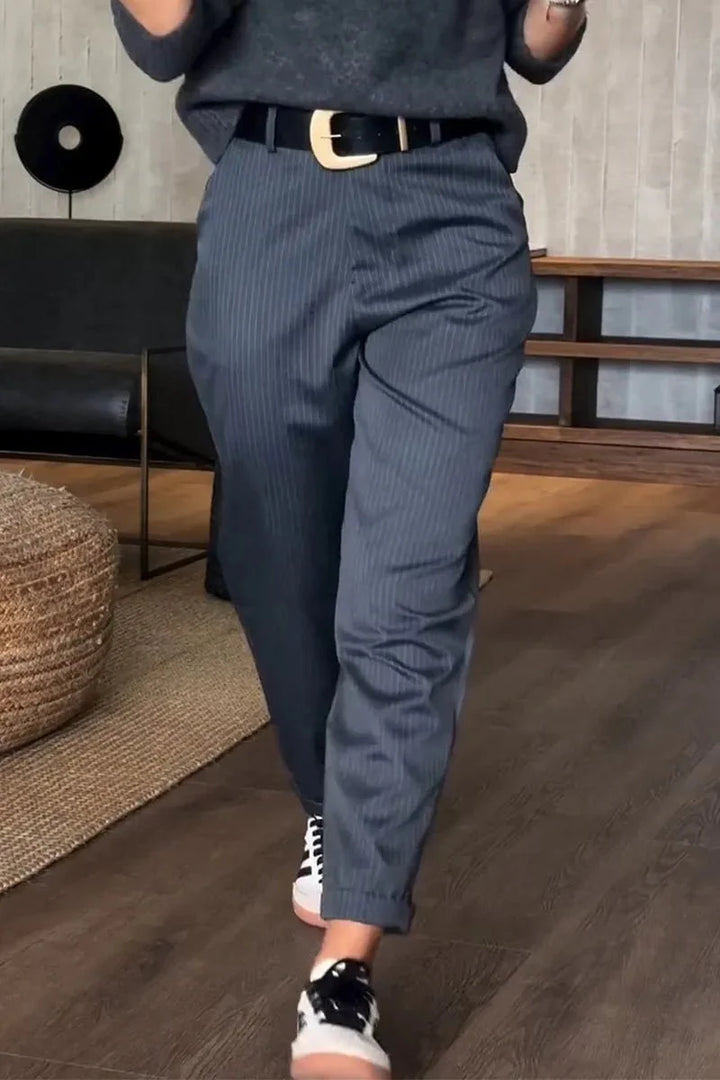 Mathilda | Pantalon élégant à rayures flatteur pour la silhouette