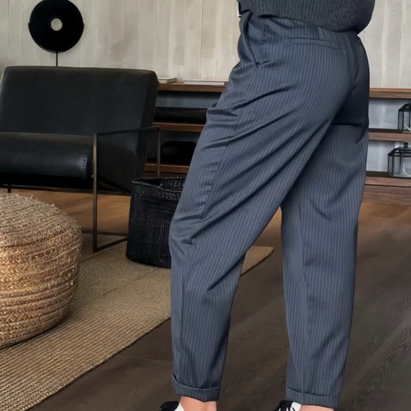 Mathilda | Pantalon élégant à rayures flatteur pour la silhouette